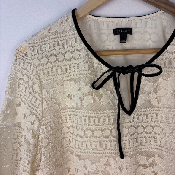Talbots Cream Victorian Scallop Lace Blouse with Bow - Picture 6 of 8